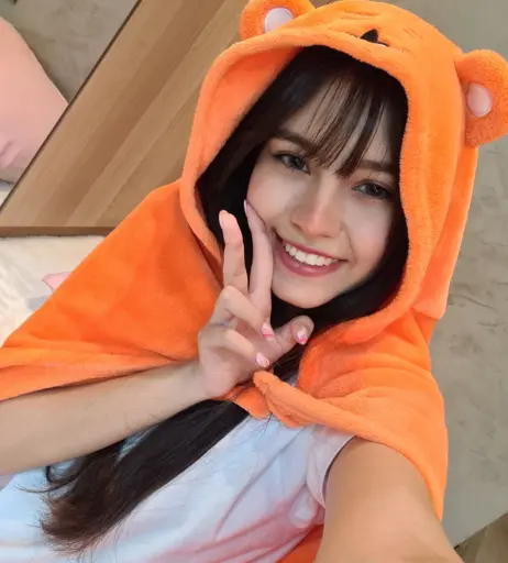 Image 453380 from Isabelle Haris