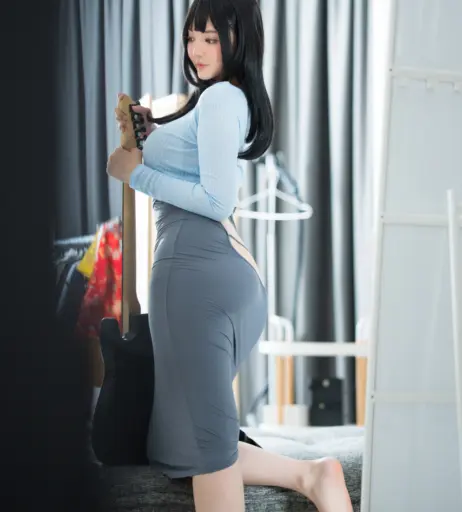 Image 4530078 from Ying Tze