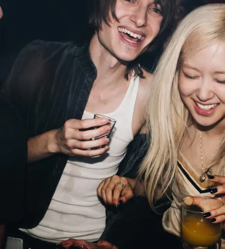 Image 4505809 from Rosé || Roseanne Park - BLΛƆKPIИK ( BLACKPINK )