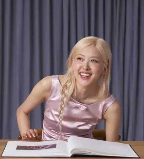 Image 4505237 from Rosé || Roseanne Park - BLΛƆKPIИK ( BLACKPINK )