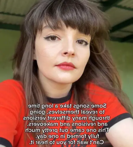 Image 4506055 from Lauren Mayberry (Singer)