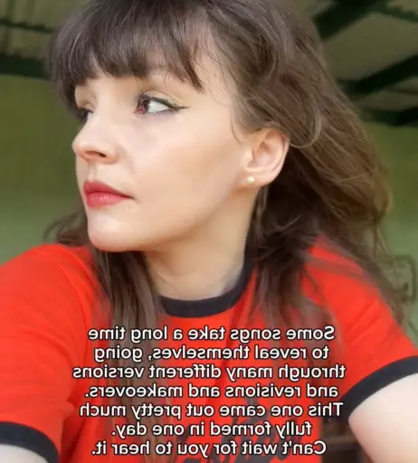 Image 4506256 from Lauren Mayberry (Singer)