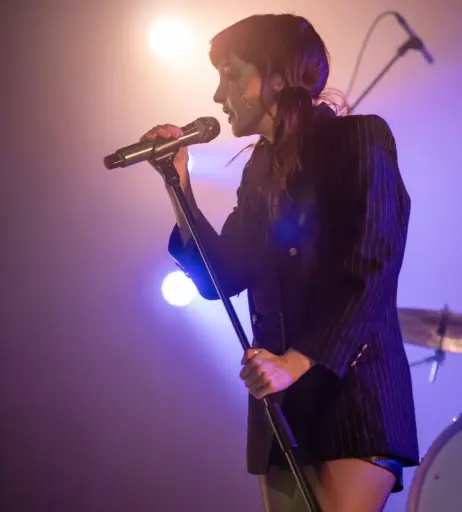 Image 4507736 from Lauren Mayberry (Singer)