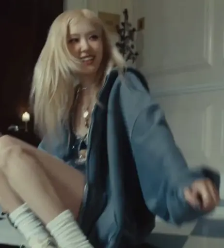 Image 4507001 from Rosé || Roseanne Park - BLΛƆKPIИK ( BLACKPINK )