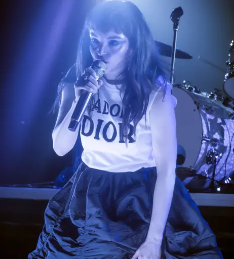 Image 4507351 from Lauren Mayberry (Singer)
