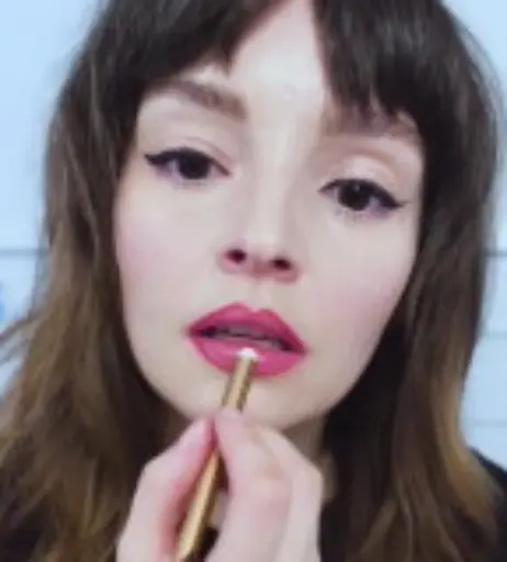 Image 4502836 from Lauren Mayberry (Singer)