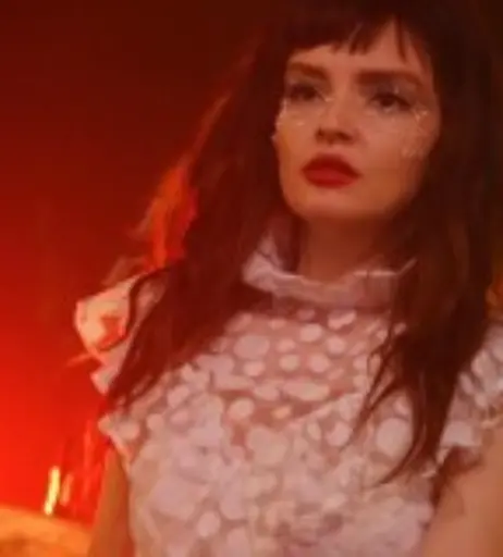 Image 4502574 from Lauren Mayberry (Singer)