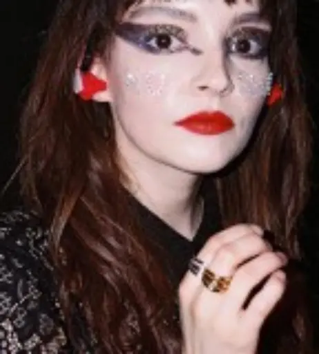 Image 4502754 from Lauren Mayberry (Singer)