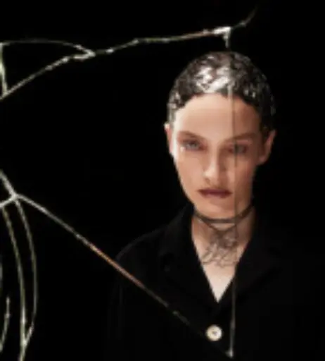 Image 4502723 from Lauren Mayberry (Singer)