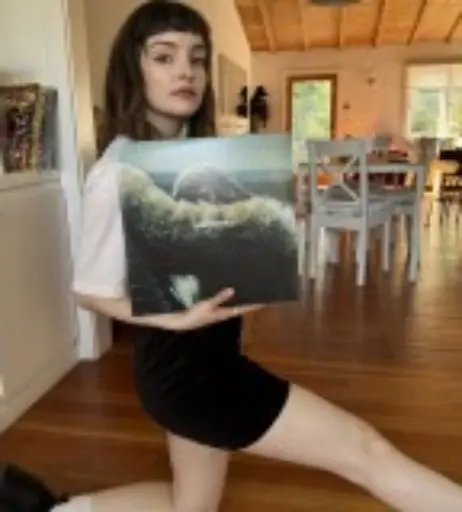 Image 4502676 from Lauren Mayberry (Singer)