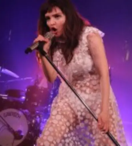 Image 4502629 from Lauren Mayberry (Singer)