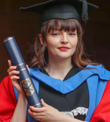 Image 4502906 from Lauren Mayberry (Singer)