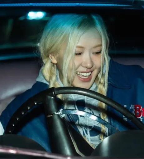 Image 4503152 from Rosé || Roseanne Park - BLΛƆKPIИK ( BLACKPINK )