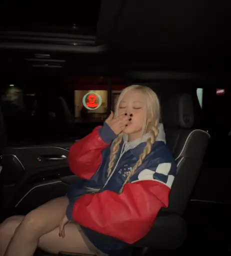 Image 4503914 from Rosé || Roseanne Park - BLΛƆKPIИK ( BLACKPINK )
