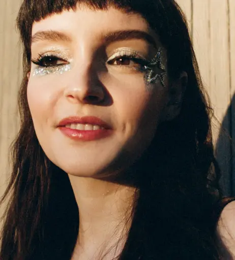 Image 4508471 from Lauren Mayberry (Singer)