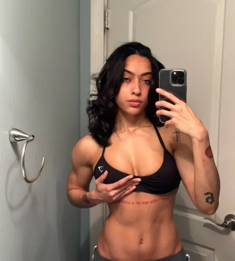 Image 4691779 from solesndsouls // Praying Mantis