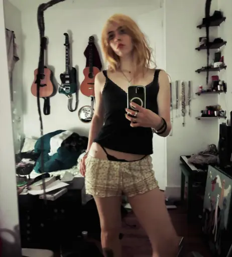 Image 4671106 from wormsheriff / Olivia O