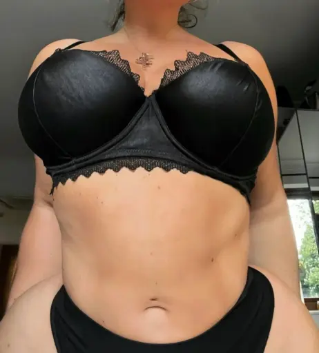 Image 4625034 from DJ Hannah B