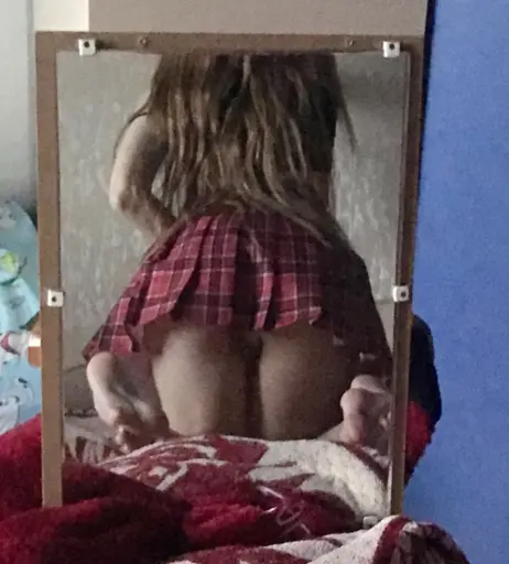 Image 4627593 from Tosha