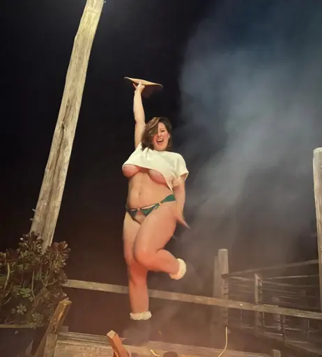 Image 4623313 from Bel Larcombe slice_of_salami_