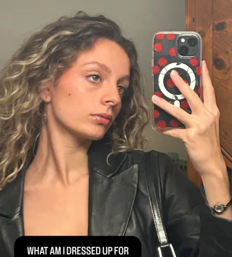 Image 4628497 from Julia Dicesare