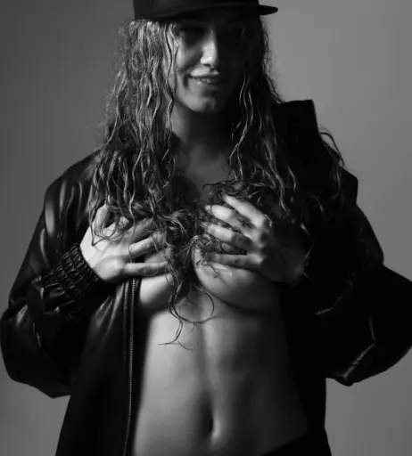 Image 4796358 from Sydney May / SydneyvMay / Sydney Vézina