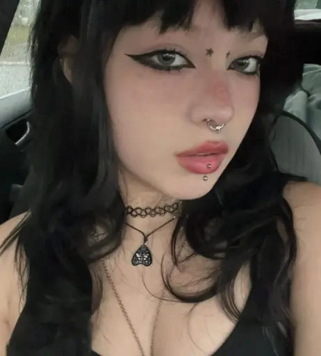Image 4763723 from Vampirekitt3n | Valvampire | Peachyyval | kill.val