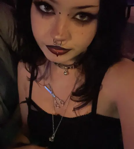 Image 4768430 from Vampirekitt3n | Valvampire | Peachyyval | kill.val