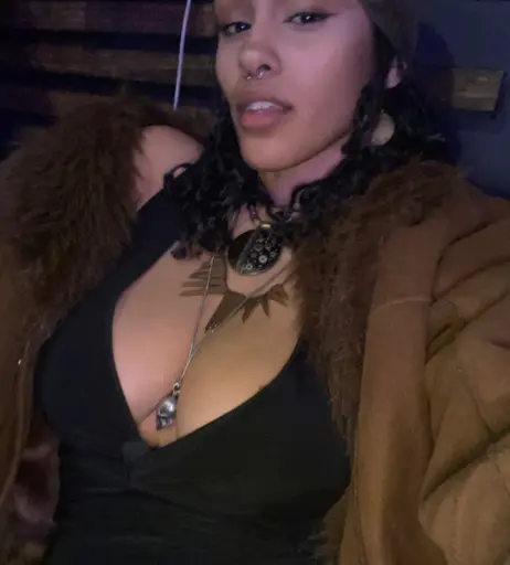 Image 4735460 from Aaliyeezy