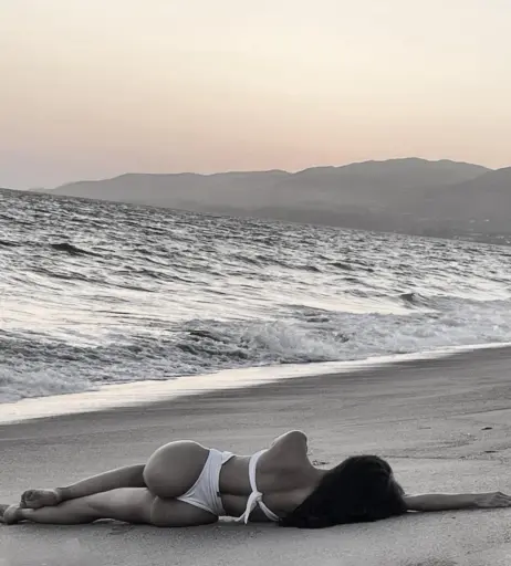 Image 4724408 from Yovanna Ventura yoventura