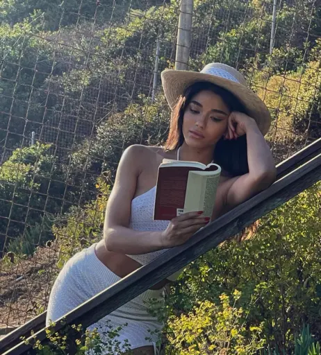 Image 4722033 from Yovanna Ventura yoventura