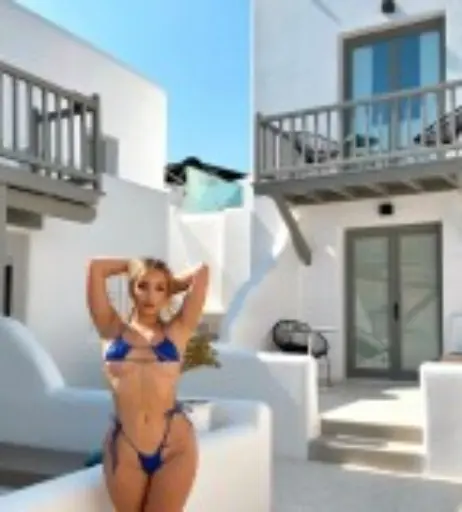 Image 4713797 from Chloe Chevalier