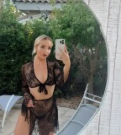 Image 4713330 from Chloe Chevalier