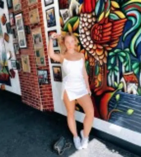 Image 4704998 from Chloe Chevalier