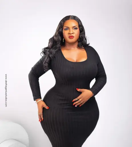 Image 4708760 from Yvonne Delali | yvonnedelali_model from perfectwrapgh