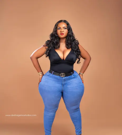 Image 4708634 from Yvonne Delali | yvonnedelali_model from perfectwrapgh