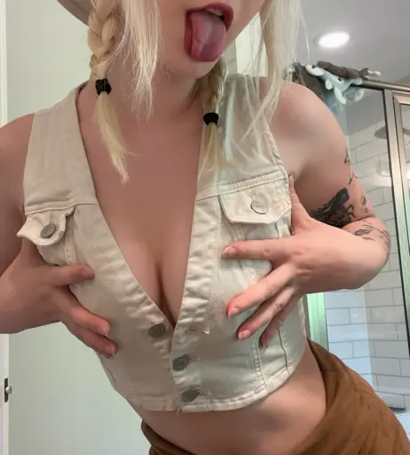 Image 4099322 from Sneesnaw