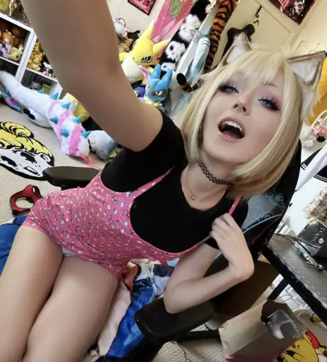 Image 4098536 from KQ-Kawaii_Queentsun - Emily Something