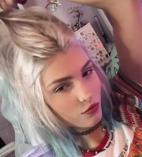 Image 4098603 from Trixy Blue