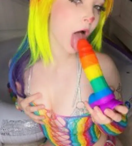 Image 4098955 from Sneesnaw