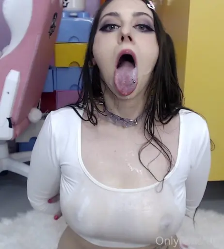 Image 4071848 from Luna Kitsuen