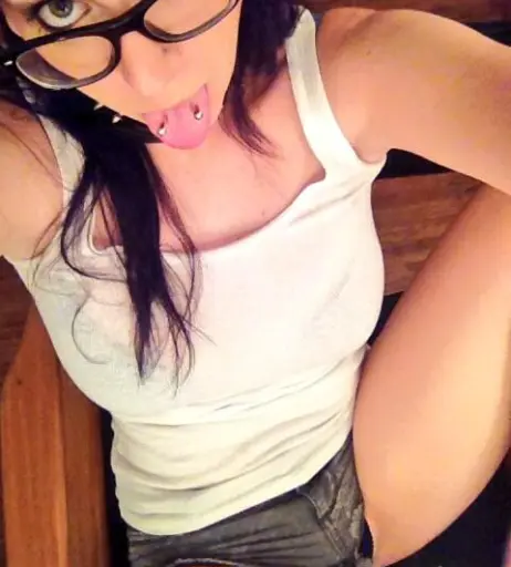 Image 4071255 from Luna Kitsuen