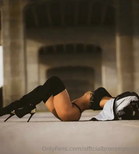 Image 4067176 from Bronze Goddess