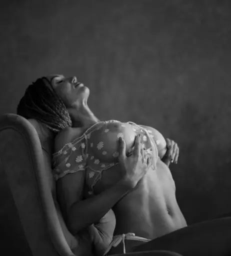 Image 4049876 from Midjushow