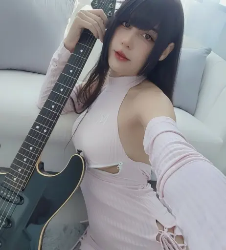 Image 4032385 from JeanWanWan