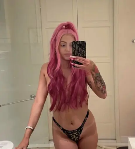 Image 4024448 from Woah Vicky