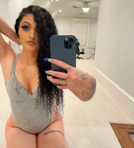 Image 4024418 from Woah Vicky