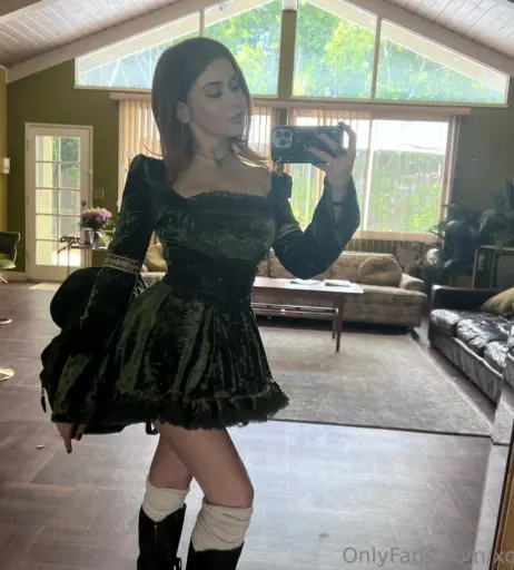 Image 4009898 from Renee Olstead / xoreneeo