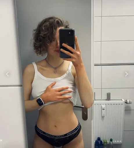 Image 718666 from Linneasky