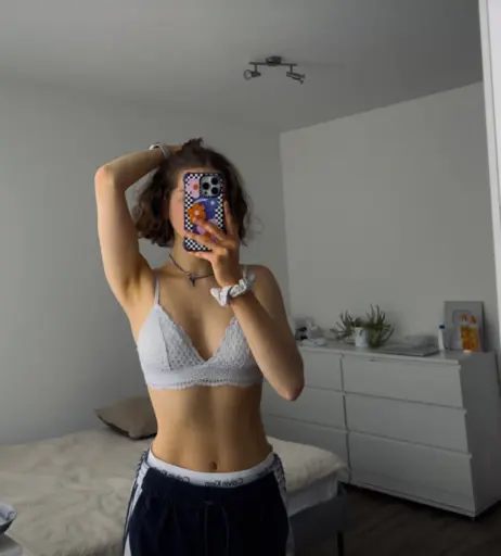 Image 718634 from Linneasky